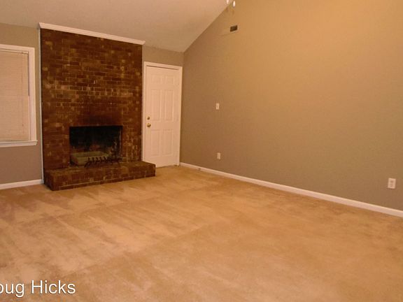 3rd image of 1800 Tufnell Ct
