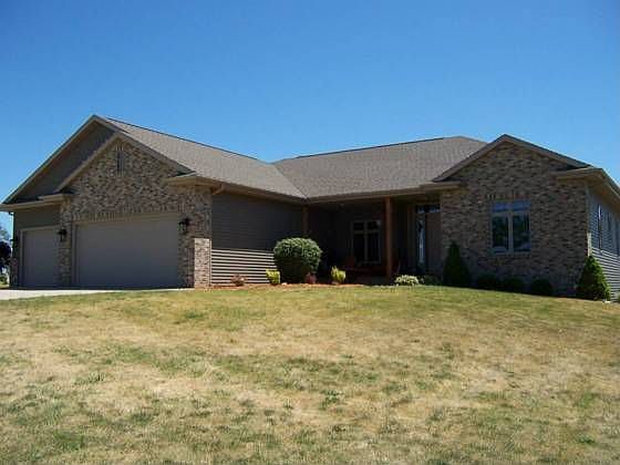 1st image of 5908 N Waterman Dr