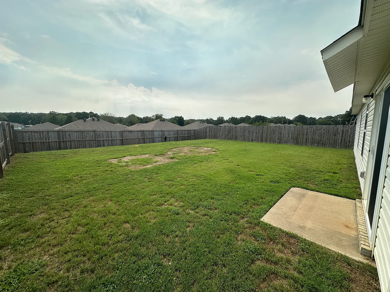 3 bed, 1592 sqft, $1,600 — Photo 4