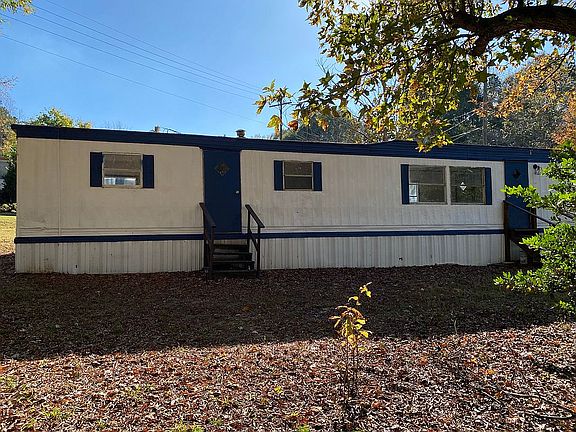4th image of 932 Mobile Ln