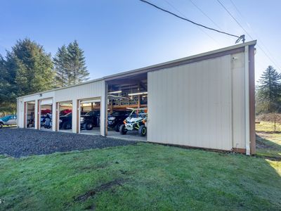 2270 Old River Rd NE, Siletz, OR, 97380
