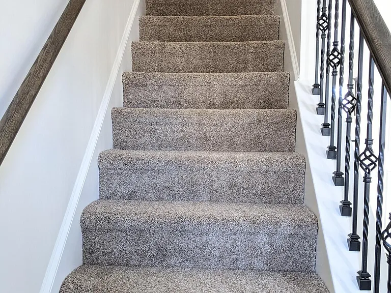 325 Sequoia Dr — Photo 6