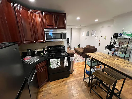 Rented by Best Apartments North Inc | media 3