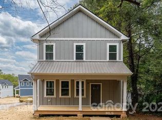 24 Gudger Rd, Asheville, NC 28806