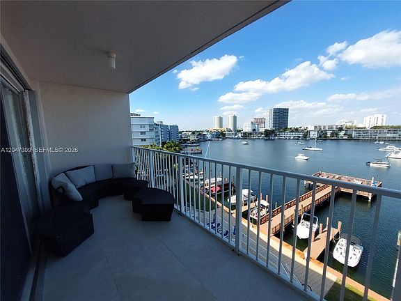 3rd image of 400 Golden Isles Dr APT 47