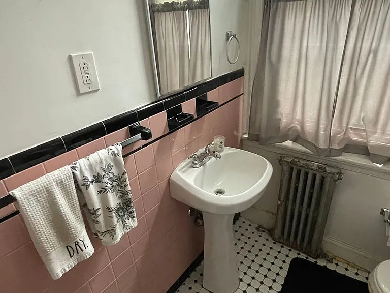 711 Walnut St — Photo 30
