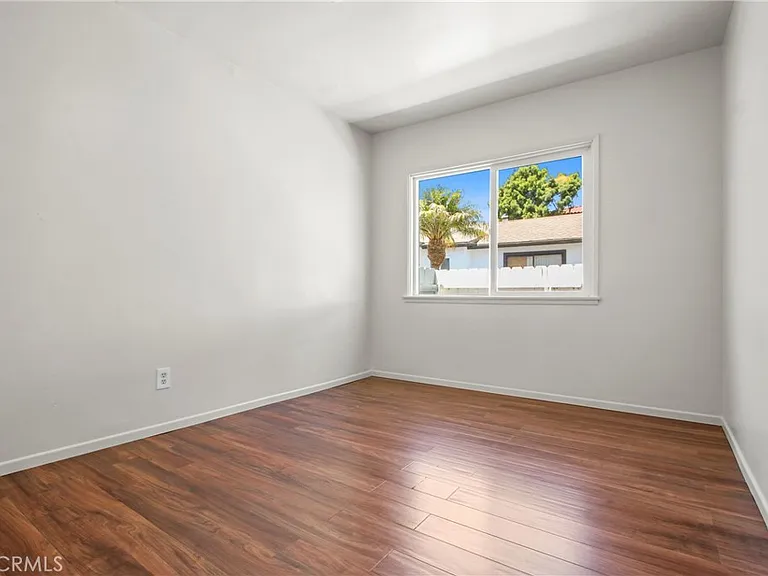 530 Shepard St — Photo 10