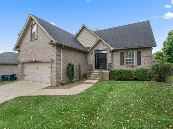 4221 Silver Glade Trail, Sellersburg, IN 47172