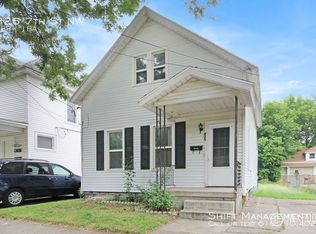 825 7th St NW, Grand Rapids, MI 49504