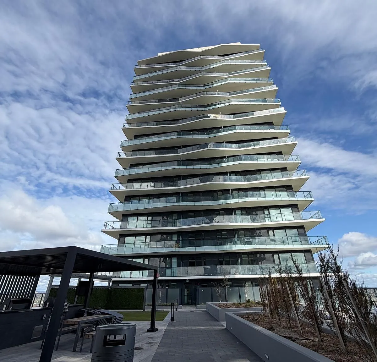 2 bed, $2,500 — Photo 1