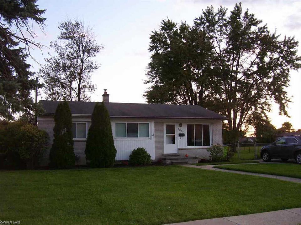 1st image of 22200 E Price Dr