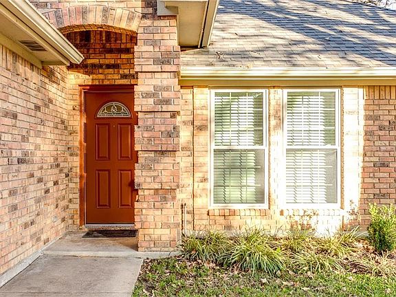 2nd image of 6207 Sandybrook Dr