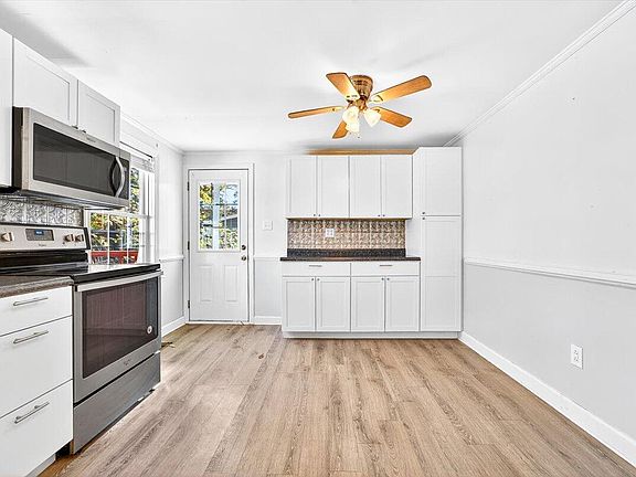 15th image of this home