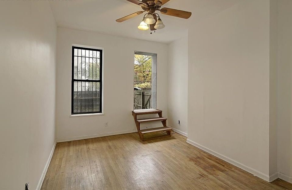 2nd image of 593 President St APT 1R