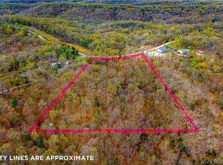 33 Sunrise Memorial Dr, Sunrise Beach, MO 65079