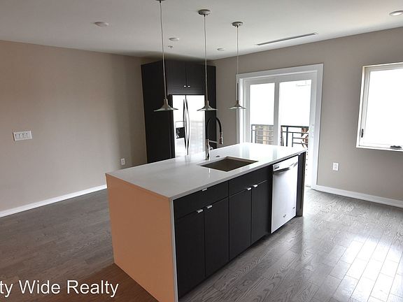 5th image of 958 Shackamaxon St #958