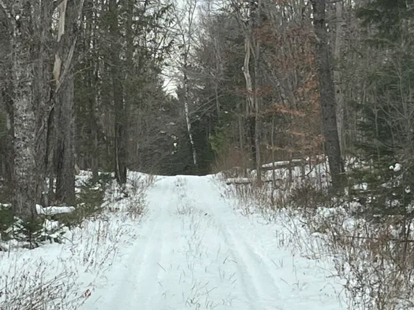 M4L3,5 Fickett Road, Etna, ME 04434