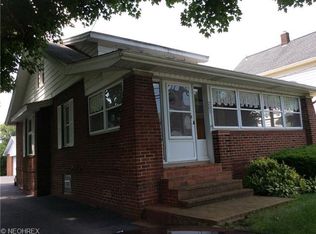 205 Center St, Struthers, OH 44471