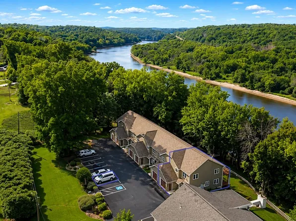 1066 Hillside Dr APT 6, Wisconsin Dells, WI 53965