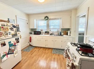 81 Cresthill Rd FLOOR 1, Brighton, MA 02135