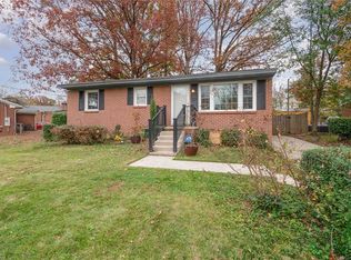 1814 Woodmere Dr, Greensboro, NC 27405