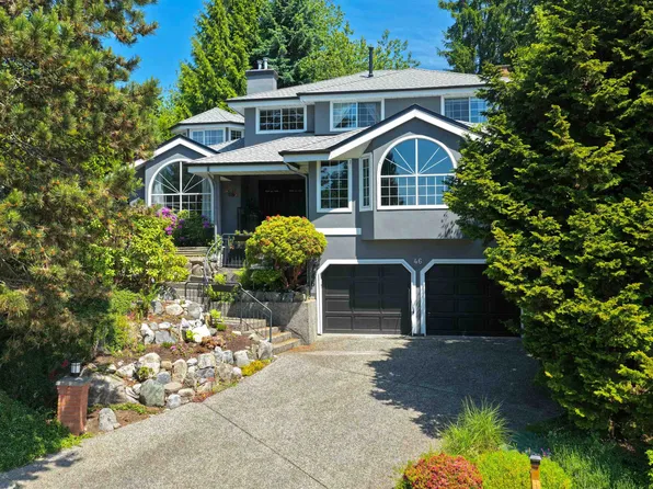 46 Wildwood Dr, Pt Moody, BC V3H 4M6