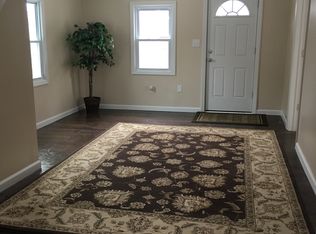 25 Flanders Rd, Netcong, NJ 07857