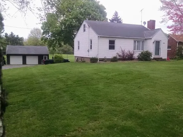 3712 37th Street Ext, Beaver Falls, PA 15010