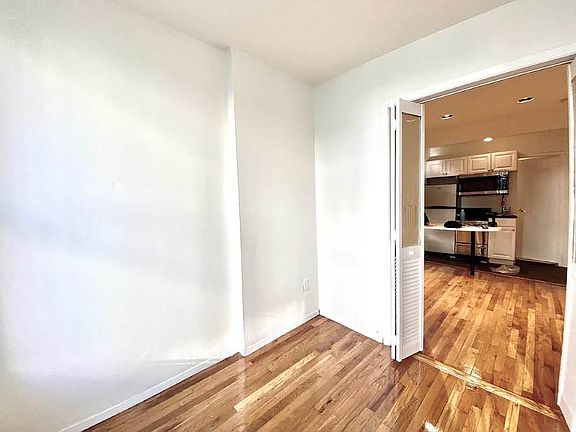 2nd image of 453 W 46th St APT 3B