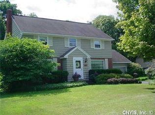 137 Brookside Ln, Fayetteville, NY 13066