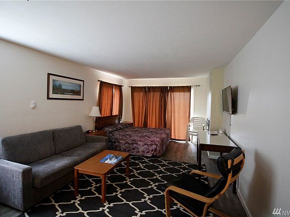 4th image of 304 14th St NW #101