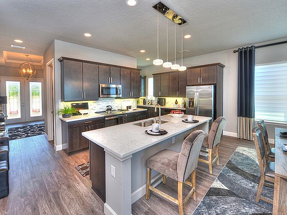 Santa Rosa Mosaic Model Kitchen