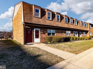 834 Henri Ct, Burlington Township, NJ 08016