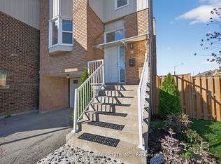 38 Carnival Ct, Toronto, ON M2R3T8