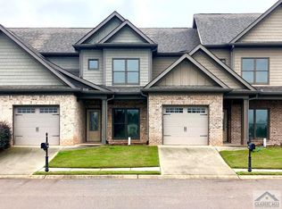 1005 Alleppy Rd, Statham, GA 30666