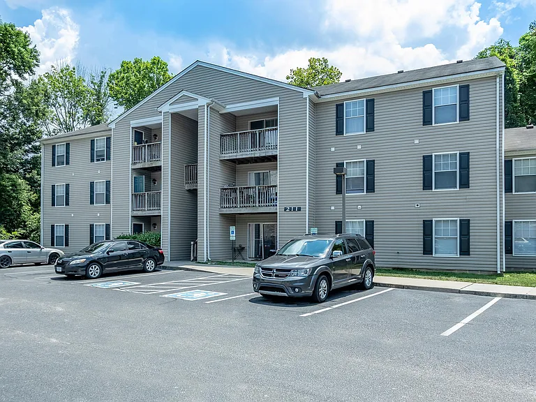 Mattox Landing Apartments — Photo 9