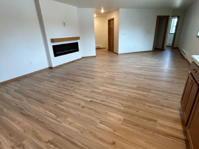 1520 Chase St — Photo 23