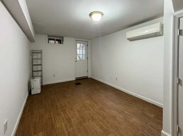 126 Withers Street image 20 of 26