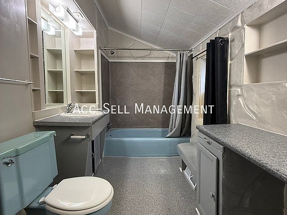 4th image of 106 Haifley Pl SE