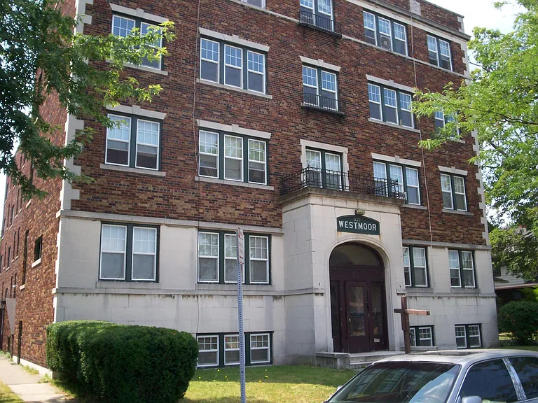 327 West Ave #B1 — Photo 1