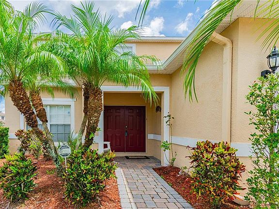 3rd image of 4625 Cumbrian Lakes Dr