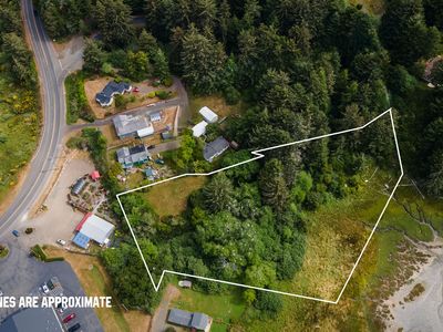 Valma Rd, Coos Bay, OR, 97420