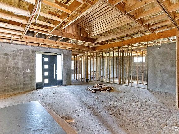 4th image of 3011 W Mile 8 Rd