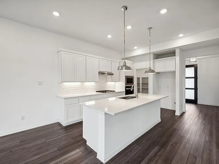 3513 Sunflower St — Photo 4