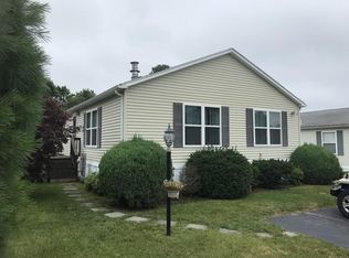 24 Headlands Dr, Plymouth, MA 02360