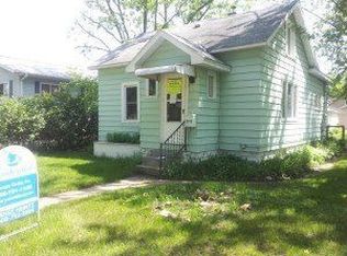 2012 Charles St, La Crosse, WI 54603