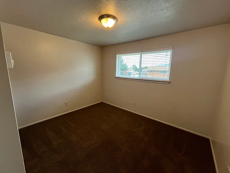 197 W 290 N #197 — Photo 10