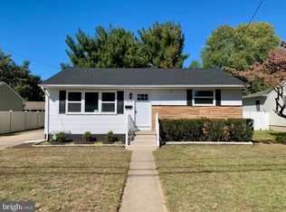393 W Park Ave, Maple Shade, NJ 08052