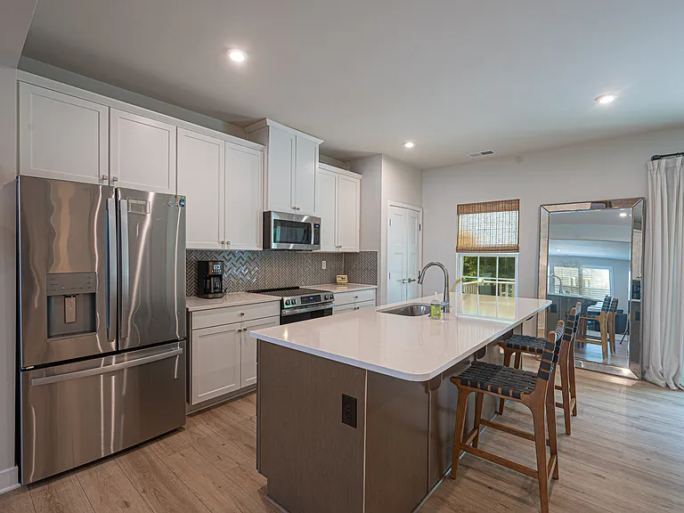 408 Serenity Cir — Photo 4