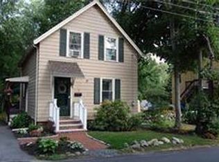 7 Winthrop Ave, Reading, MA 01867